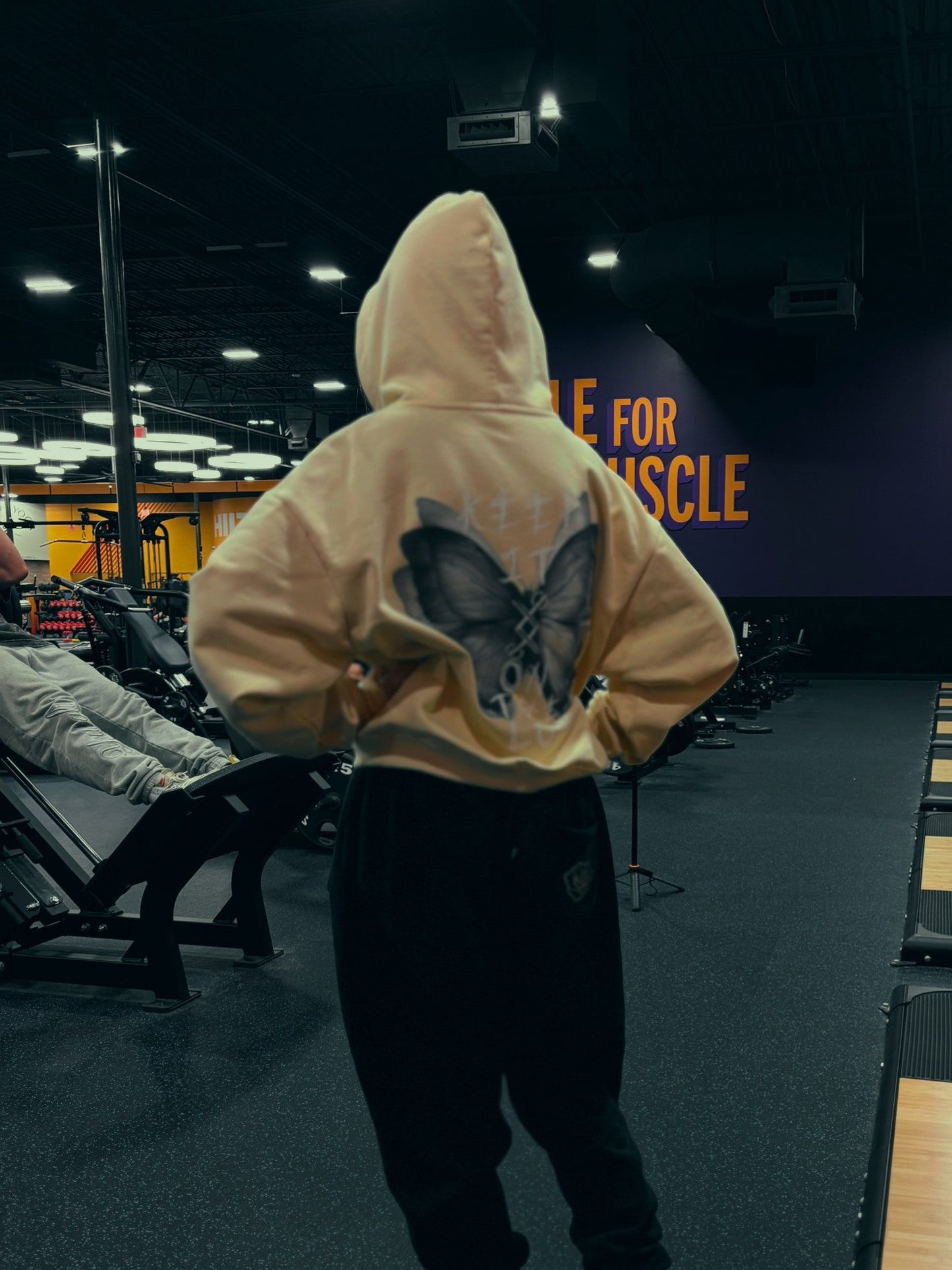 ON THE LOW Boxy Hoodie